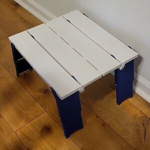 Collapsible Plastic Table